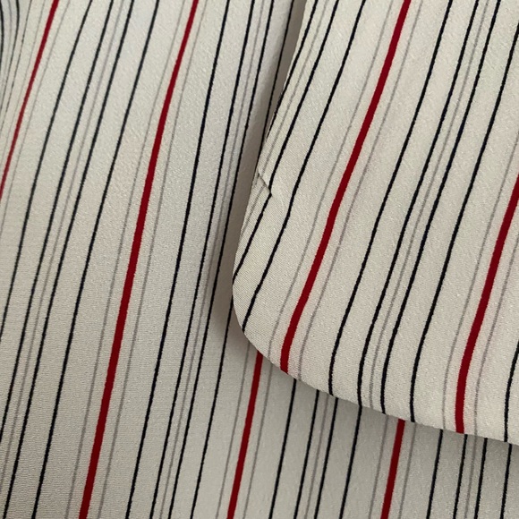 Button down blouse - Picture 3 of 4